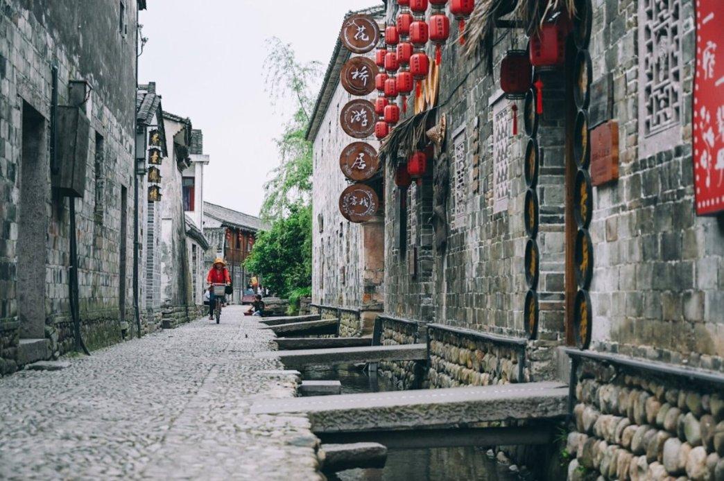 果冻向上跳